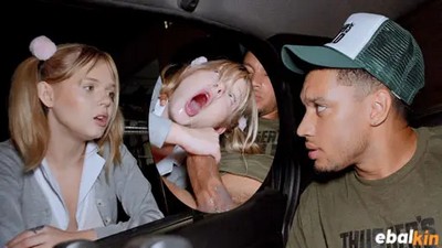 Порно: Миниатюрные